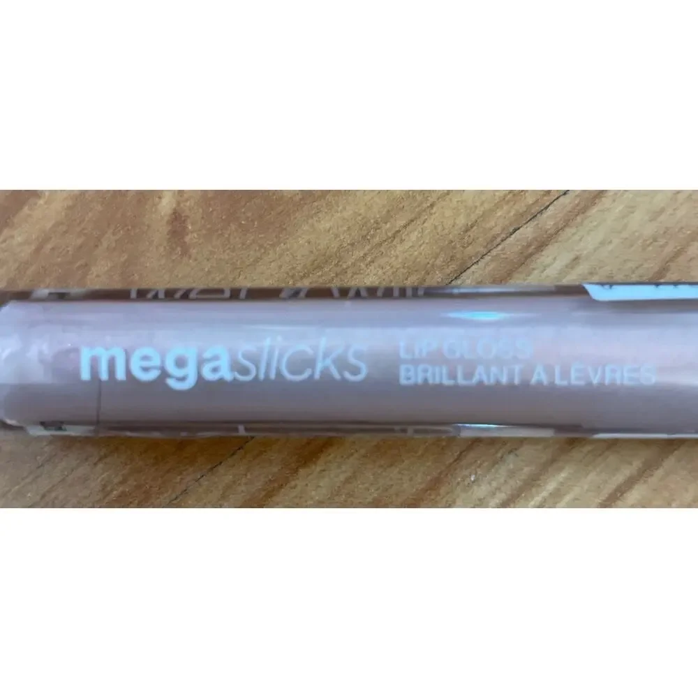 Wet n Wild Mega Sticks tu‎ tu sweet lipgloss